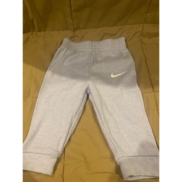 Boys 6mth Nike 2 piece outfit - Picture 3 of 3